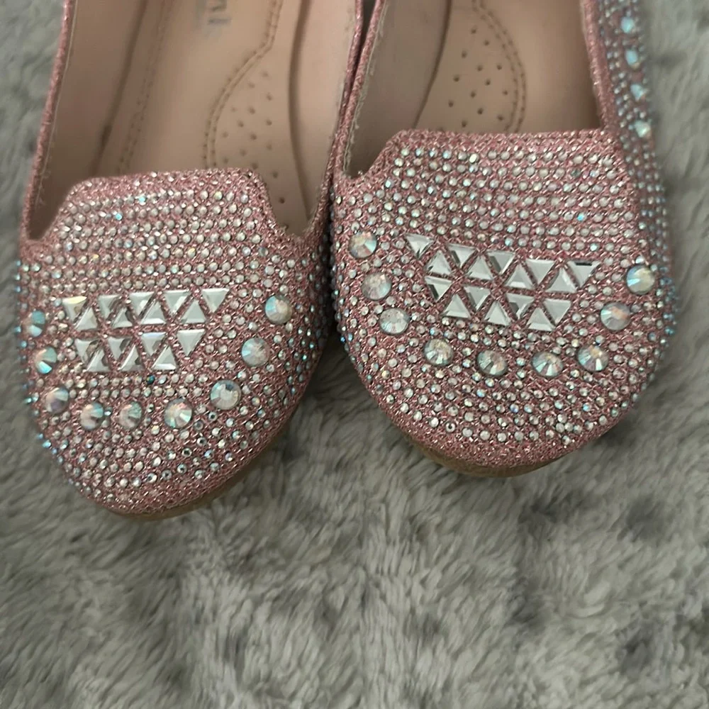 Super cute sparkly shoes